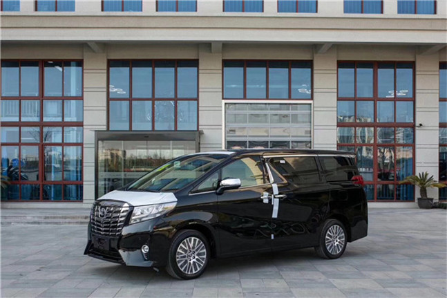 7座豐田埃爾法租賃