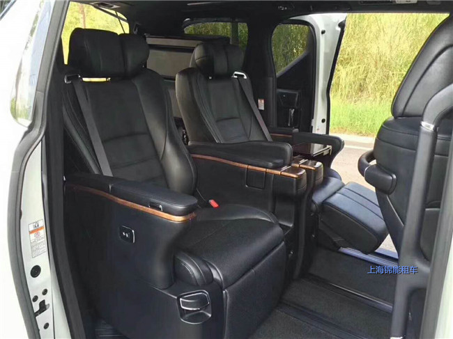 上海租埃爾法商務(wù)車